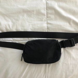 Lululemon Belt Bag Black